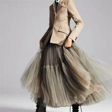 Carregar imagem no visualizador da galeria, Saia elegante Tutu em Tule - Modelo Nice