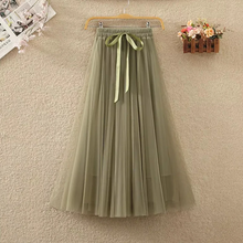 Carregar imagem no visualizador da galeria, Saia elegante Tutu de Tule - Modelo Milão