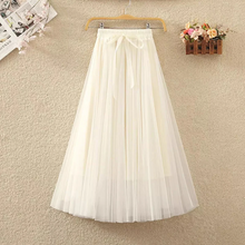Carregar imagem no visualizador da galeria, Saia elegante Tutu de Tule - Modelo Milão