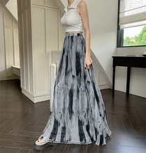 Carregar imagem no visualizador da galeria, Saia Elegante Tutu em Tule - Modelo Venice