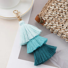 Carregar imagem no visualizador da galeria, Berloque Multicolorido Tassel Boho