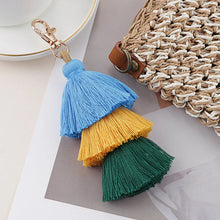 Carregar imagem no visualizador da galeria, Berloque Multicolorido Tassel Boho