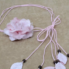 Carregar imagem no visualizador da galeria, Cinto Flor Chiffon Modelo Arpoador