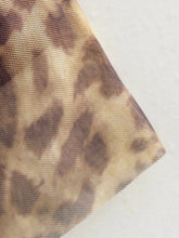 Carregar imagem no visualizador da galeria, Saia em Tule Animal Print - Modelo Nirvana