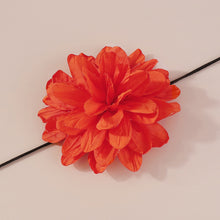 Carregar imagem no visualizador da galeria, Cordão de Flor Arte