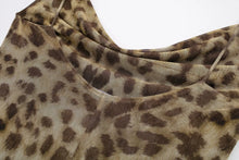 Carregar imagem no visualizador da galeria, Vestido Midi Leopardo - Modelo Fiorentino