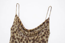 Carregar imagem no visualizador da galeria, Vestido Midi Leopardo - Modelo Fiorentino