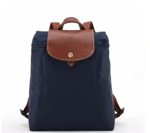 Carregar imagem no visualizador da galeria, Mochila Origami COM LOGO - Lançamento 2025