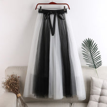 Carregar imagem no visualizador da galeria, Saia elegante Tutu de Tule - Modelo Milão