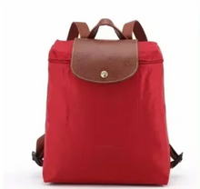 Carregar imagem no visualizador da galeria, Mochila Origami COM LOGO - Lançamento 2025