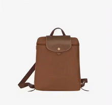 Carregar imagem no visualizador da galeria, Mochila Origami COM LOGO - Lançamento 2025