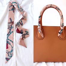 Carregar imagem no visualizador da galeria, Lenço para Alça de Bolsa - Lançamento 2025