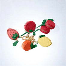 Carregar imagem no visualizador da galeria, Berloque Bolsinhas em Fruta