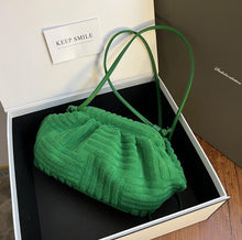 Carregar imagem no visualizador da galeria, Bolsa Fleece® Luxo Importada