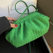 Carregar imagem no visualizador da galeria, Bolsa Fleece® Luxo Importada