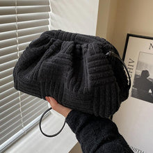 Carregar imagem no visualizador da galeria, Bolsa Fleece® Luxo Importada