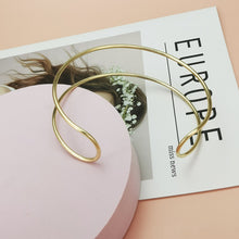 Carregar imagem no visualizador da galeria, Gargantilha Coleção Giraffe - OFERTA SÓ HOJE LANÇAMENTO COLEÇÃO PRIMAVERA/VERÃO 2022