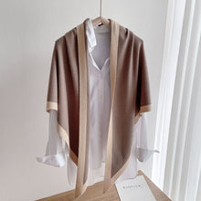 Carregar imagem no visualizador da galeria, Cashmere triangular dupla face - OFERTA COM 50% DE DESCONTO SÓ HOJE