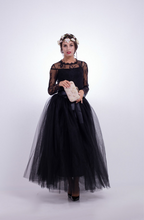 Carregar imagem no visualizador da galeria, Saia elegante Tutu de Tule - Modelo Roma
