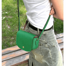 Carregar imagem no visualizador da galeria, Bolsa Origami Crossbody XS COM LOGO - Lançamento
