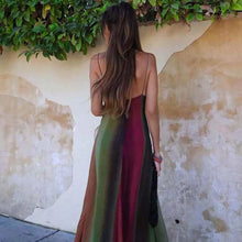 Carregar imagem no visualizador da galeria, Vestido Longo com Pedrarias - Modelo Manu

