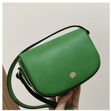 Carregar imagem no visualizador da galeria, Bolsa Origami Crossbody XS COM LOGO - Lançamento
