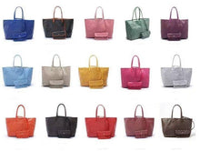 Carregar imagem no visualizador da galeria, Bolsa Louis COM LOGO Tamanho P M G - Lançamento 2025
