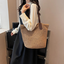 Carregar imagem no visualizador da galeria, Bolsa em Palha - Modelo Bali (Oferta de lançamento - Só HOJE)
