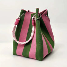 Carregar imagem no visualizador da galeria, Bolsa Balde Multicolorida - Estilo Europeu - OFERTA LANÇAMENTO
