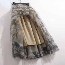Carregar imagem no visualizador da galeria, Saia elegante Tutu em Tule - Modelo Camouflage
