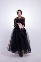 Carregar imagem no visualizador da galeria, Saia elegante Tutu de Tule - Modelo Roma
