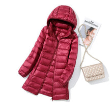 Carregar imagem no visualizador da galeria, Jaqueta Feminina Ultra Light Down Longa com Capuz Removível (PP ao G6) -Oferta Relâmpago
