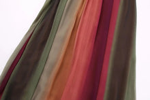 Carregar imagem no visualizador da galeria, Vestido Longo com Pedrarias - Modelo Manu
