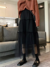 Carregar imagem no visualizador da galeria, Saia elegante Tutu em Tule - Modelo Madrid
