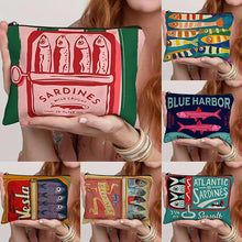 Carregar imagem no visualizador da galeria, Necessaire Vintage Sardines
