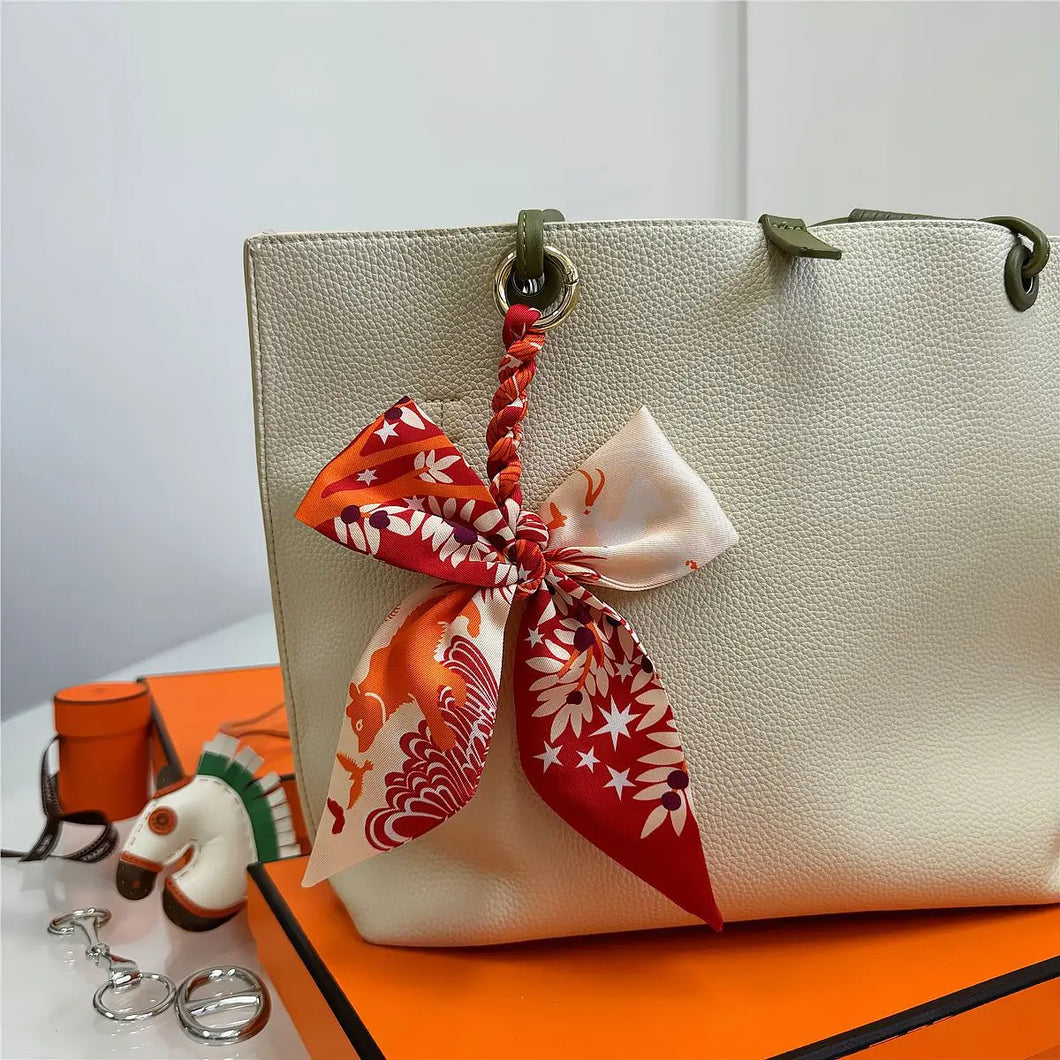 Berloque para Bolsa - Modelo Laço em Lenço