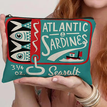 Carregar imagem no visualizador da galeria, Necessaire Vintage Sardines
