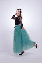Carregar imagem no visualizador da galeria, Saia elegante Tutu de Tule - Modelo Roma
