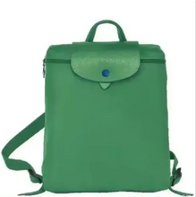 Carregar imagem no visualizador da galeria, Mochila Origami COM LOGO - Lançamento 2025
