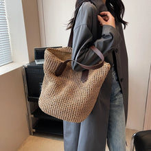 Carregar imagem no visualizador da galeria, Bolsa em Palha - Modelo Bali (Oferta de lançamento - Só HOJE)
