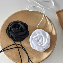 Carregar imagem no visualizador da galeria, Cordão de Flor Arte
