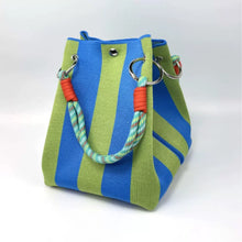 Carregar imagem no visualizador da galeria, Bolsa Balde Multicolorida - Estilo Europeu - OFERTA LANÇAMENTO
