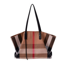 Carregar imagem no visualizador da galeria, Bolsa Max- Xadrez ou K
