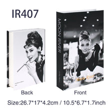 Carregar imagem no visualizador da galeria, Livros LUXO Fashion Falsos para decoração e armazenamento - EXCLUSIVIDADE
