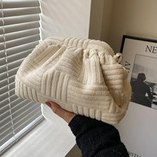 Carregar imagem no visualizador da galeria, Bolsa Fleece® Luxo Importada
