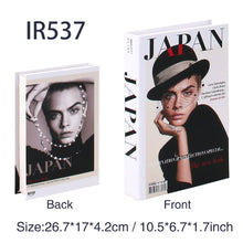 Carregar imagem no visualizador da galeria, Livros LUXO Fashion Falsos para decoração e armazenamento - EXCLUSIVIDADE
